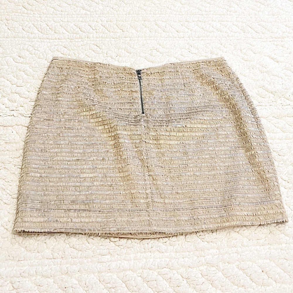 🆕 Alice + Olivia champagne gold sparkle fringe mini skirt mid rise - Picture 3 of 10